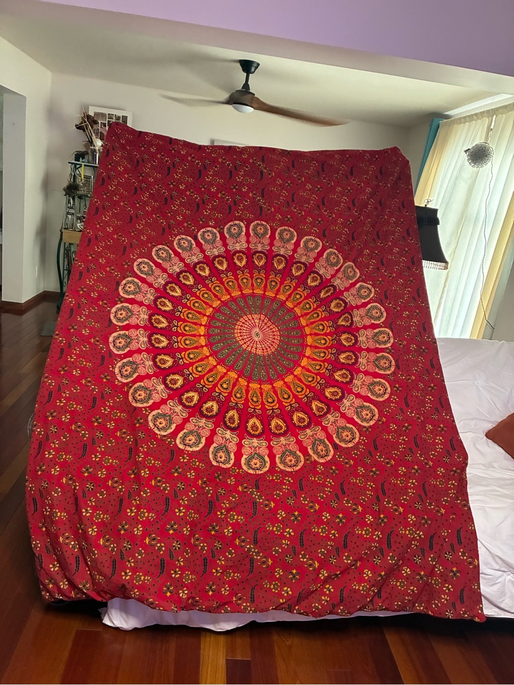 M&T Peacock pattern duvet cover- 100% cotton from India. Red. Stunning!!!
